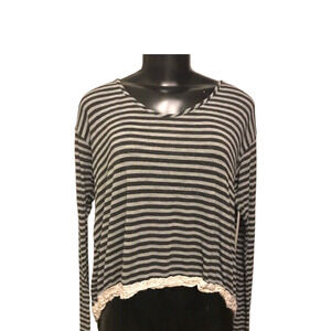Medium Soprano Gray Striped Long Sleeve Split Back Women's Top Long Sleeve